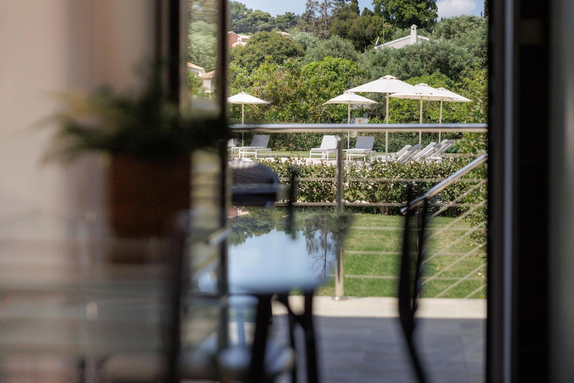 Santos Luxury Apartments Dassia  Room photo
